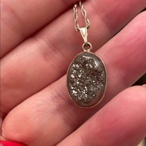 🎄FINAL SALE PRICE. Druzy Quartz pendant in .925